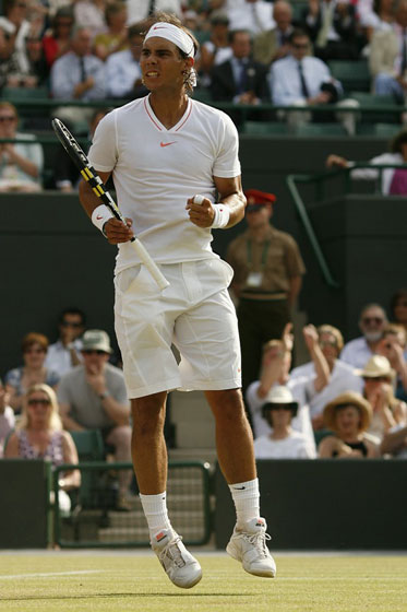 九游体育纳达尔迎来七赛季出色发挥，塞尔维亚队观众热烈欢呼！