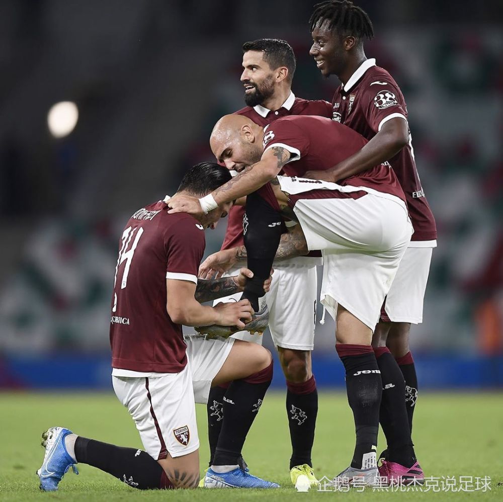 转会期体能课后；都灵队长鼓劲备战欧篮联；震撼外界；阵容厚度经受考验的简单介绍