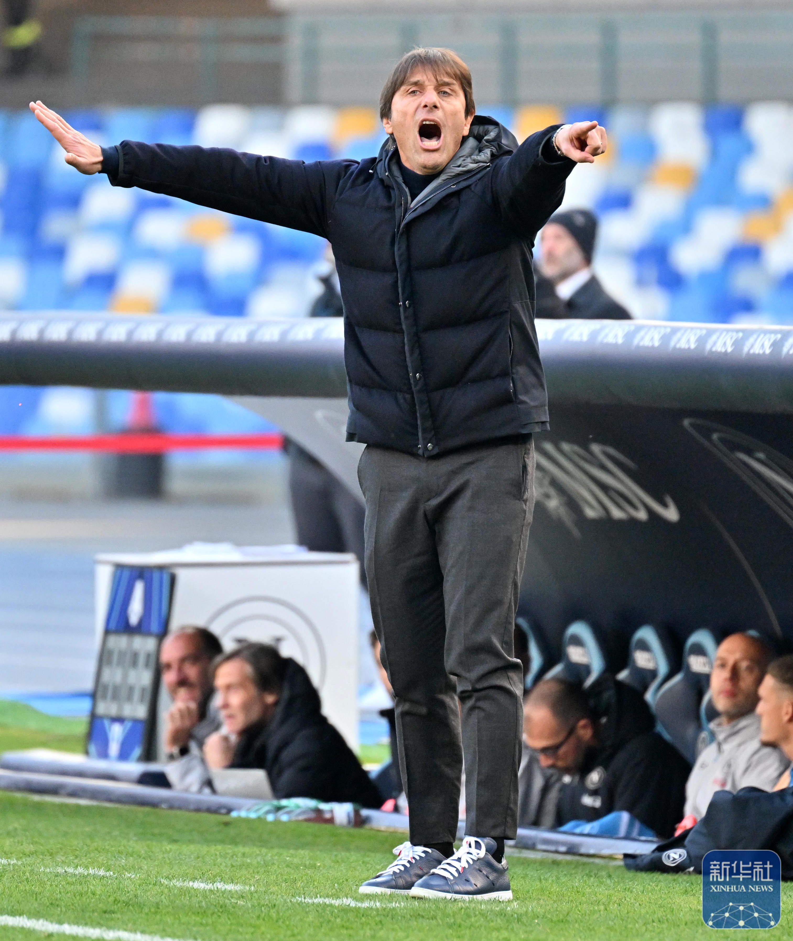 体育APP下载意大利杯赛程吃紧，里昂今晨伤情更新，气氛紧张，控场能力受关注的简单介绍